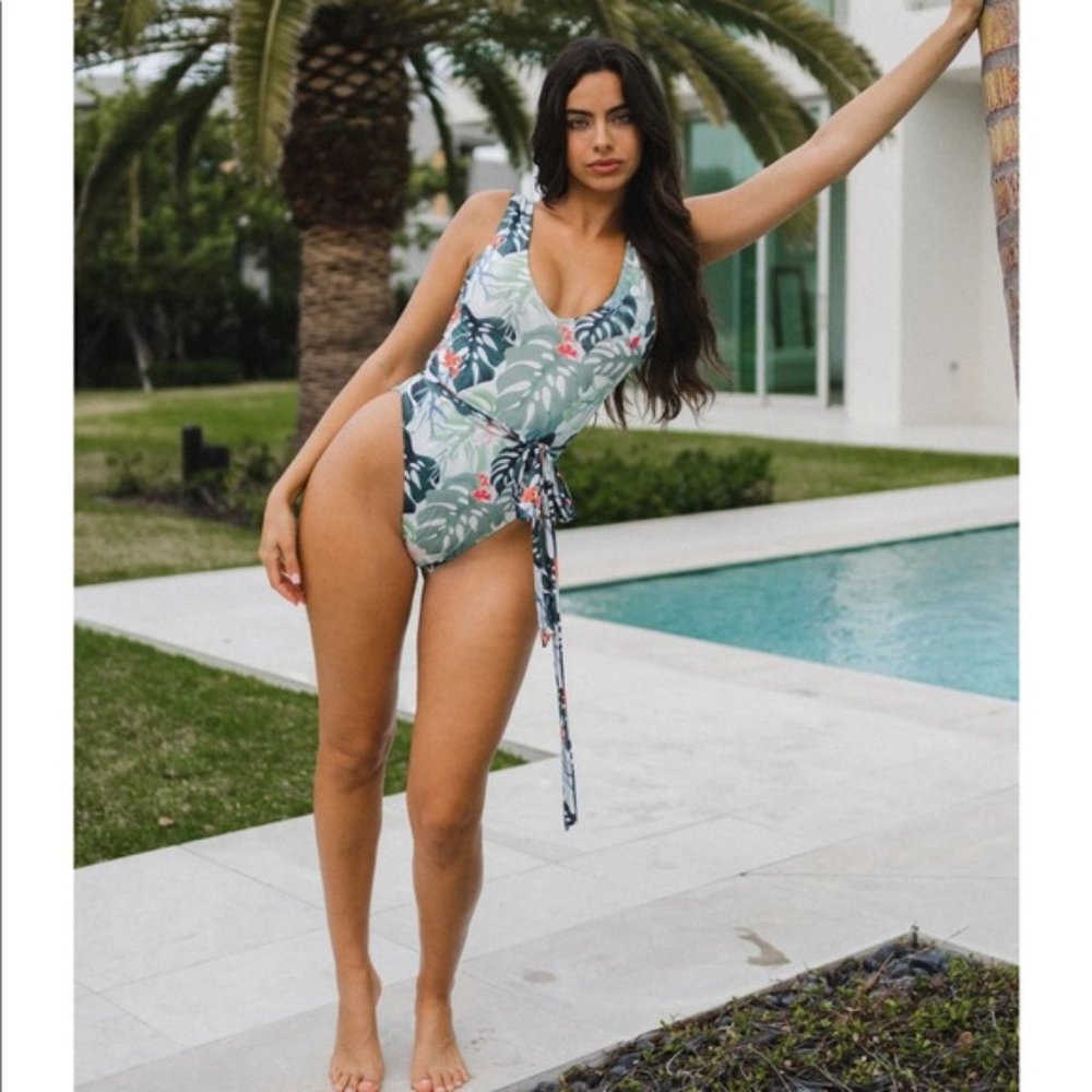 Toluca Ariemis Maxi Belted One Piece Medium Swimsuit Swimwear Ambrosia Color New